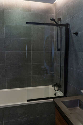 Гостиница Стерх Якутск Джуниор Сьют с двумя раздельными кроватями-5